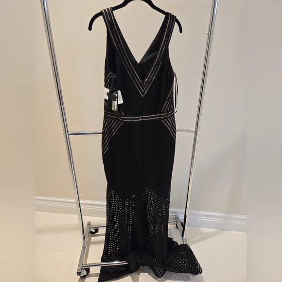 Avery G Illusion Hemline Mermaid Gown - Picture 4 of 13